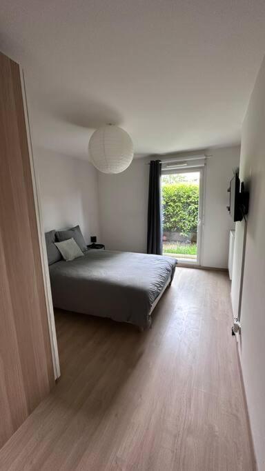 Appartement A Fleury-Merogis Proche De Paris Exteriör bild