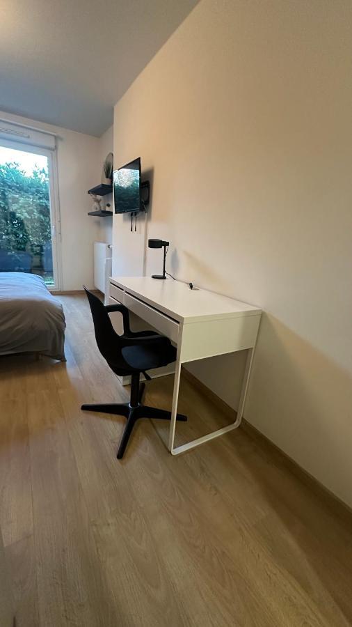 Appartement A Fleury-Merogis Proche De Paris Exteriör bild